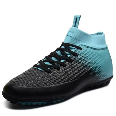 China FASHION kids soccer shoe 2018 most popular design breather cleats professional soccer football boots shoes for sale