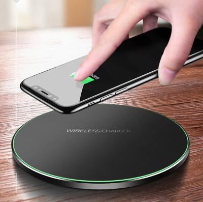 China Super Slim Qi Compatible Wireless Charger 10W/7.5W/5W Fast Charging Wireless Pad for Mobile Phones for sale