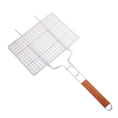 China Easily Cleaned Handle Wooden Barbecue Grilling Wire Mesh Basket for sale