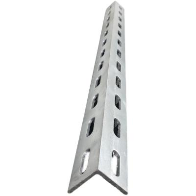 China Construction Building 75x75x5mm Hot Dip Galvanized Steel Angle Iron With Punched Holes for sale