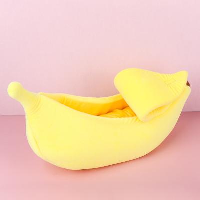 China Travel Hot Selling Cute Banana Shape Pet Cat Dog Sofa Bed House Kennel Compfy Pet Bed Yellow for sale