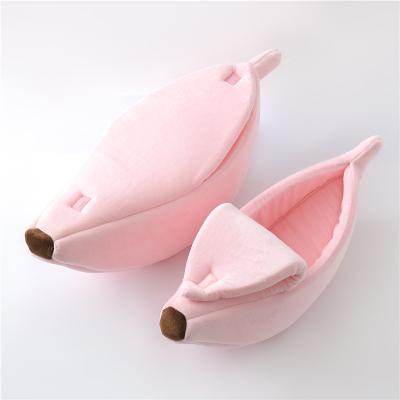 China 2021 Professional Travel OEM Non Slip Comfortable Pink Banana Leaf Pet Bed For Cat / Dog for sale