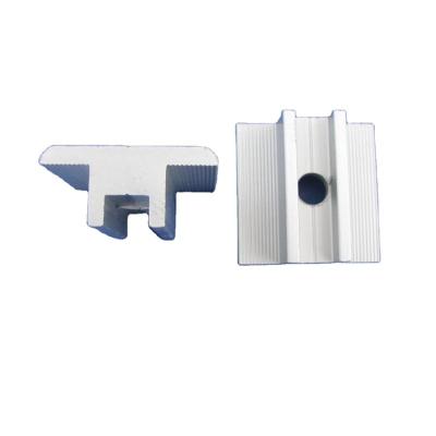 China Aluminumolar Home Solar Accessories Wholesale Mid Clamp for sale