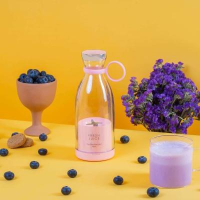 China Car Customize Accountable Mini Fruit Blender Logo Juicer Cup Portable Travel Blender Electric Juicer Blender With Usable Cup for sale