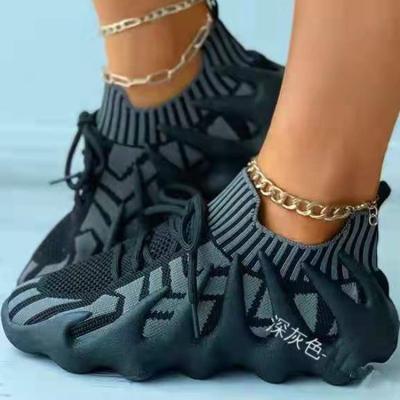 China 2021 Fashion Trend New Arrival Casual Trainers Sport Shoes Sneakers Sports Running Boots Flat Shoes For Ladies for sale