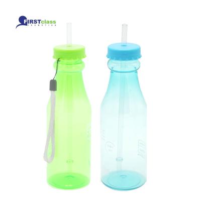 China Outdoor plastic water bottle with lid and plastic straws for sale