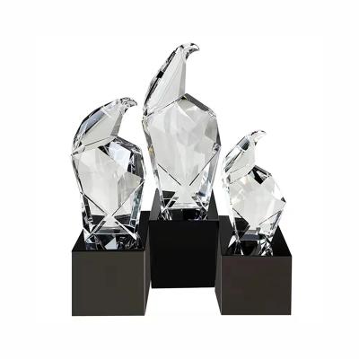 China China Exaggerated Popular New Design Crystal Trophy Cup Award For Creative Custom Competition Trophy for sale