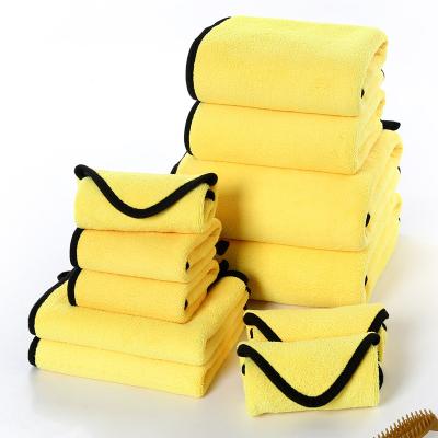 China Sustainable Microfiber Custom Pet Supplies Quick Drying Super Absorbent Pet Cats Dog Grooming Bathrobe Cleaning Bath Towel for sale