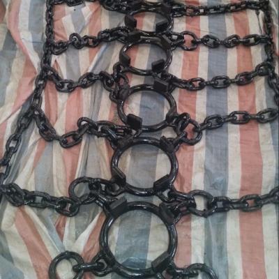 China Chain Tire Protection Factory Supply Welded Studded Double Tire Winch Chain for sale