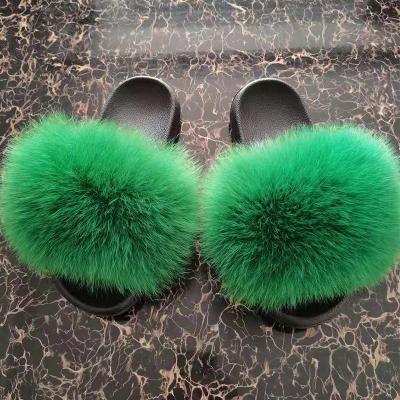 China Outdoor Fluffy Fox Fur Slippers 100% Real Fox Trend Fashion Fur Slides Sandal Fluffy Slippers For Women for sale