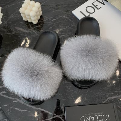 China New Fashion Trend Design Real Fashion Ladies Fur Slippers Vendor Fox Fur Slides For Women for sale