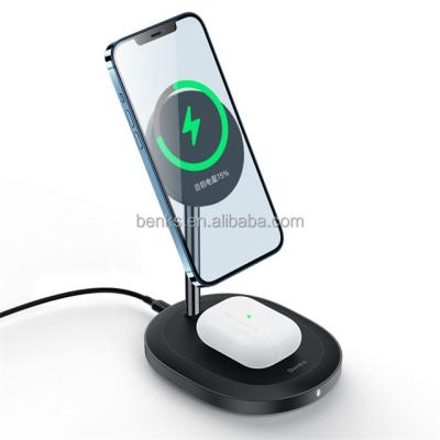 China Smart Watch In Stock Benks Compatible Charger Stand 2 In1 Charging Same Time Wireless Charger Phone Holder for sale