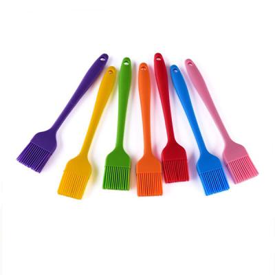 China Cheap Price High Temperature Resistant And Non-hair Resistant Bakery Restaurant Kitchen Throwing Silicone Oil Brush For BBQ for sale