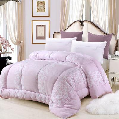 China Keep Warm Manufacturer Direct Cheap 100% Polyester Home Bedspread Quilt Set / Comforter For Winter Keep Warm for sale