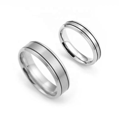 China Silver Comfort Fit Fashion Jewelry Brand 316L Stainless Steel Couple Rings for sale