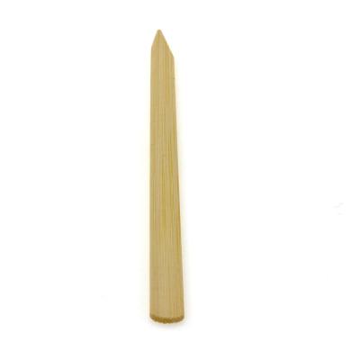 China Supplier Green Disposable Wood BBQ Sharpener Gun Green Easily Cleaned 8 Inch Long Flat Bamboo Stick For Food for sale