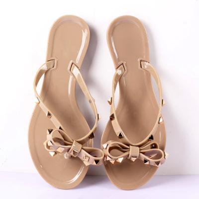 China 2019 Fashion Woman Flip Flops Summer Shoes Cool Hot Beach CUSHIONING Rivets Big Bow Flat Sandals Brand Jelly Shoes Sandals Girls Size 36-41 for sale