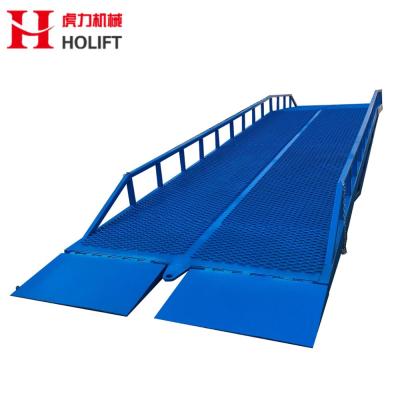 China Easy Operation Holift Brand 10% Discount Off Manual Dock Ramps Mobile Loading Unloading Ramp Yard for sale