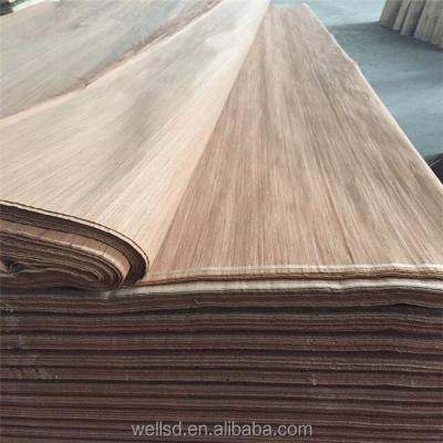 Cina Wells Natural Engineered Reconstituted Wood Veneer 0.15-1.0mm 4*8 or request in vendita