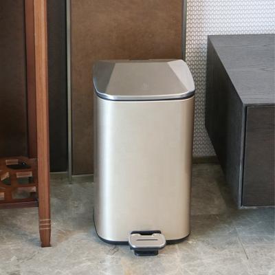 China Leasylife 12L/3.1GAL Large Capacity Stainless Steel Household Living Room Kitchen Color Pedal Viable Trash Bin for sale