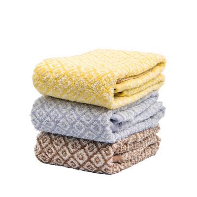 China Sustainable Customizable High Quality Breathable Comfortable Soft Hemp Towel Eco - Friendly Cleaning Towel for sale