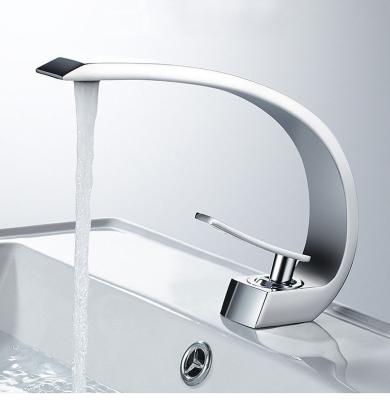 China Metered Faucets Single To Handle Luxury Cold-Hot Water Faucet Hose High Hole Brass Square Single Large Chrome Basin Faucet for sale