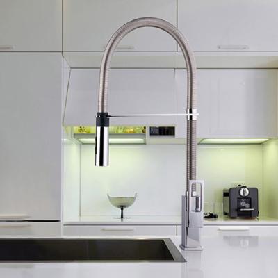 China Pull Out Single Spray Handle To Pull Out Kitchen Faucet Mixer Hose Out Brass Single Hole Kitchen Faucet for sale