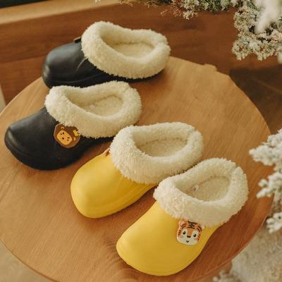 China UTUNE Winter Non-Slip Waterproof Slippers Children Cartoon Slippers Plush Fur Cotton Platform Slipper Boys Girls Waterproof Warm Baby for sale