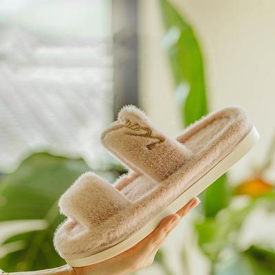 China UTUNE 2021 Fashion Trend Two Fluffy Fuzzy Slippers Women Ladies Shoes Anti-skid Fur Strap Slides Women Sandals for sale