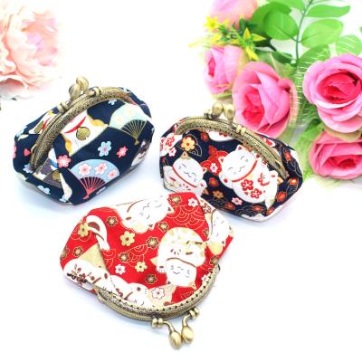 China Japan Style Japan Style Purse Hand-sewn Mini Small Cosmetic Bag Cotton Fabric Kiss Lock Bag Coin Purse for sale