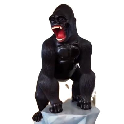 China Europe Decoration Props Chimpanzees Gorilla Life Size Resin Crafts Orangutan Monkey Sculpture for sale