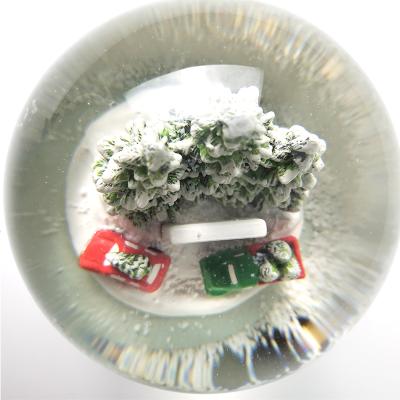 China Best Selling Custom Cute Resin Christmas Snow Globe With Music Boxes for sale