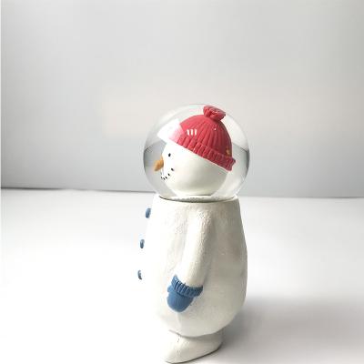 China Cute Happy New Year Resin Snow Globe House Snowman Mouse Christmas Decorations for sale