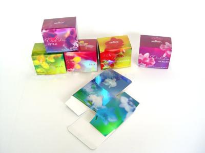 China La cartulina Kraft perfuma las cajas de empaquetado de papel para el cosmético de las mujeres en venta