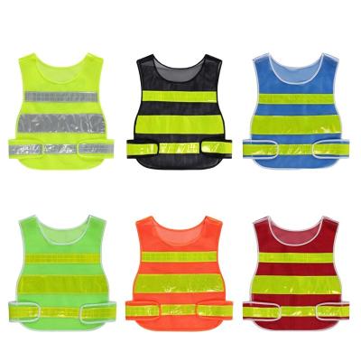 China 2022 Hot Selling Water Proof Customized LogoJackets Jackets Black Zipper Safety Working Reflective Vest With Pocket for sale