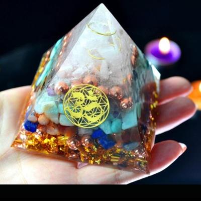 China China Improve Ogan Energy Decorative Tower Jewelry Memory Resin Craft Natural Stone Pyramid for sale