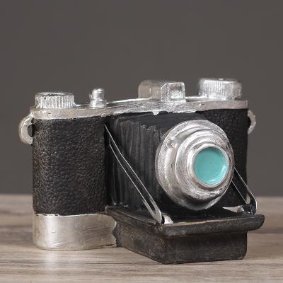 China Other Retro Groceries Gift Creative Vintage Camera Nostalgic Resin Crafts Resin Crafts 2021 Home Decoration for sale