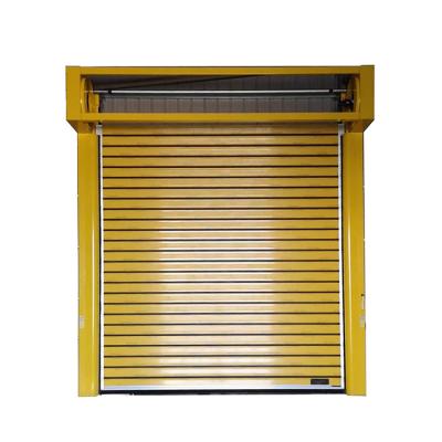 China Eco-friendly Customized Aluminum Alloy Sealing Roll Garage Windproof Door for sale