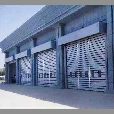 China Factory Direct Eco - Friendly Roll Bi - Folding Aluminum Doors For Home Villa Garage for sale