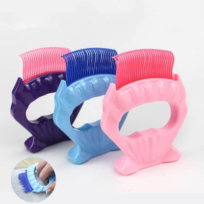 China Viable Pet Supplies Hot Selling Amazon Shell Cat Hair Removal Comb Open Knot Cat and Universal Dog Comb for sale