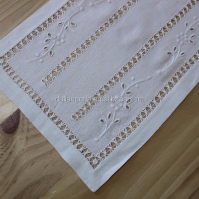 China Embroidery Washable High Quality Daytime Hand Low Price Table Canvas Runner for sale