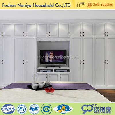 China New style bedroom furniture enviromental friendly modern godrej size almirah wooden designs with mirror for sale