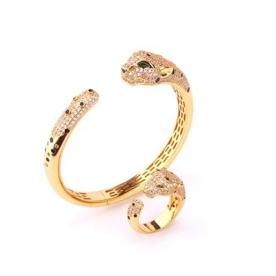 China Environmentally friendly leopard head gold plated and platinum color diamond-encrusted bracelet leopard ring for sale