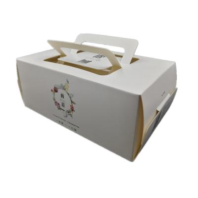 China Disposable Biodegradable With Logo Take Away Cake Pasta Noodle Food Paper Box for sale