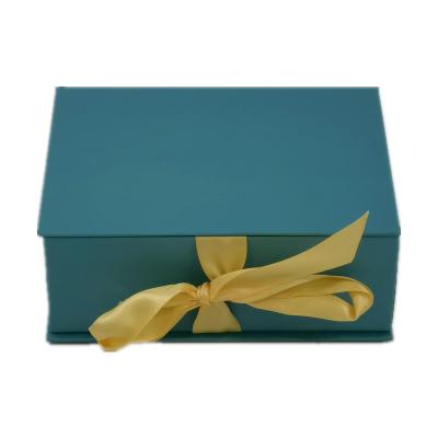 China Handmade Cardboard Packaging Wedding Gift Box Packaging Luxury Gift Box With Ribbon for sale