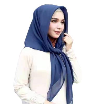 China Hot Selling and Fashionable Solid Dyed Hijab 110x110cm in Hot Selling in 2021 New Year Style in Malaysia Market for sale