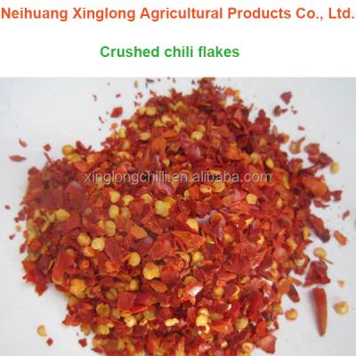 China Spicy raw herbs and spices dry simple chili flake spice for sale