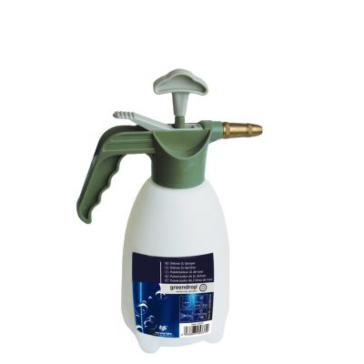 China Garden 2L Heavy Duty Heavy Duty Brass Garden Nozzle Multi Function Trigger Bottle Garden Plastic Water Jet Pump Sprayer for sale