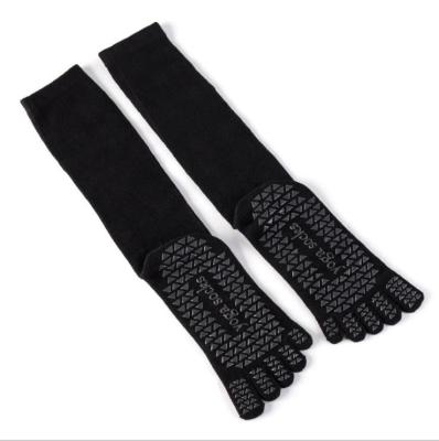 China Breathable Hot Sale Split Toe Yoga Socks Casual Long Sports Socks for sale