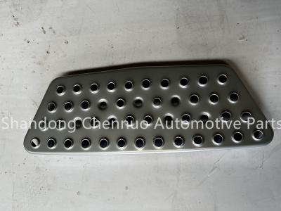 China Second Layer Of Fender Anti Slip Plate 810W61510-0273 Truck Parts And Components for sale